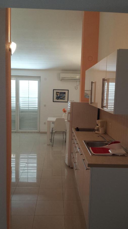 Apartments Irena Vodice Eksteriør billede